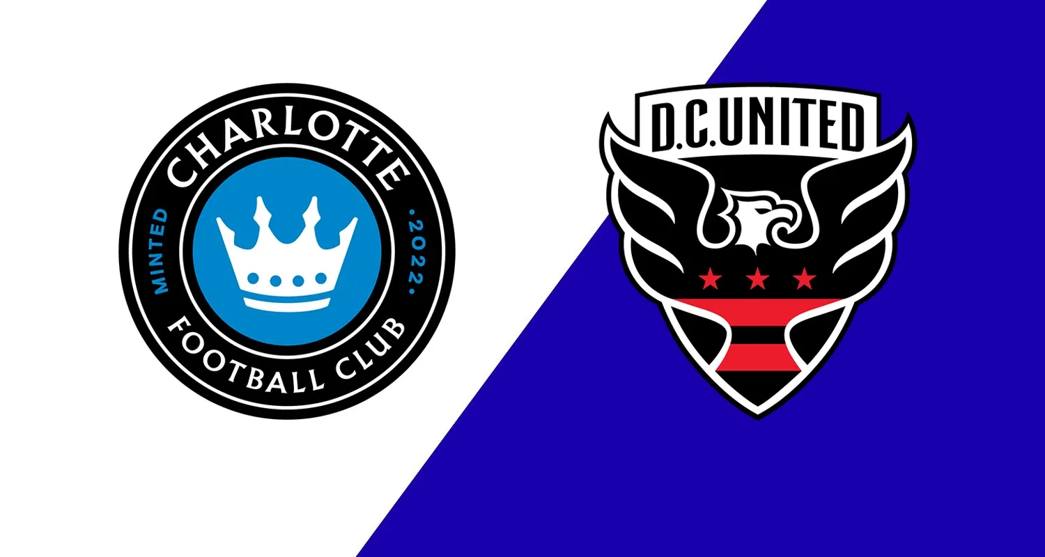 Aksi pemain Charlotte FC dan D.C. United di lapangan hijau Bank of America Stadium.