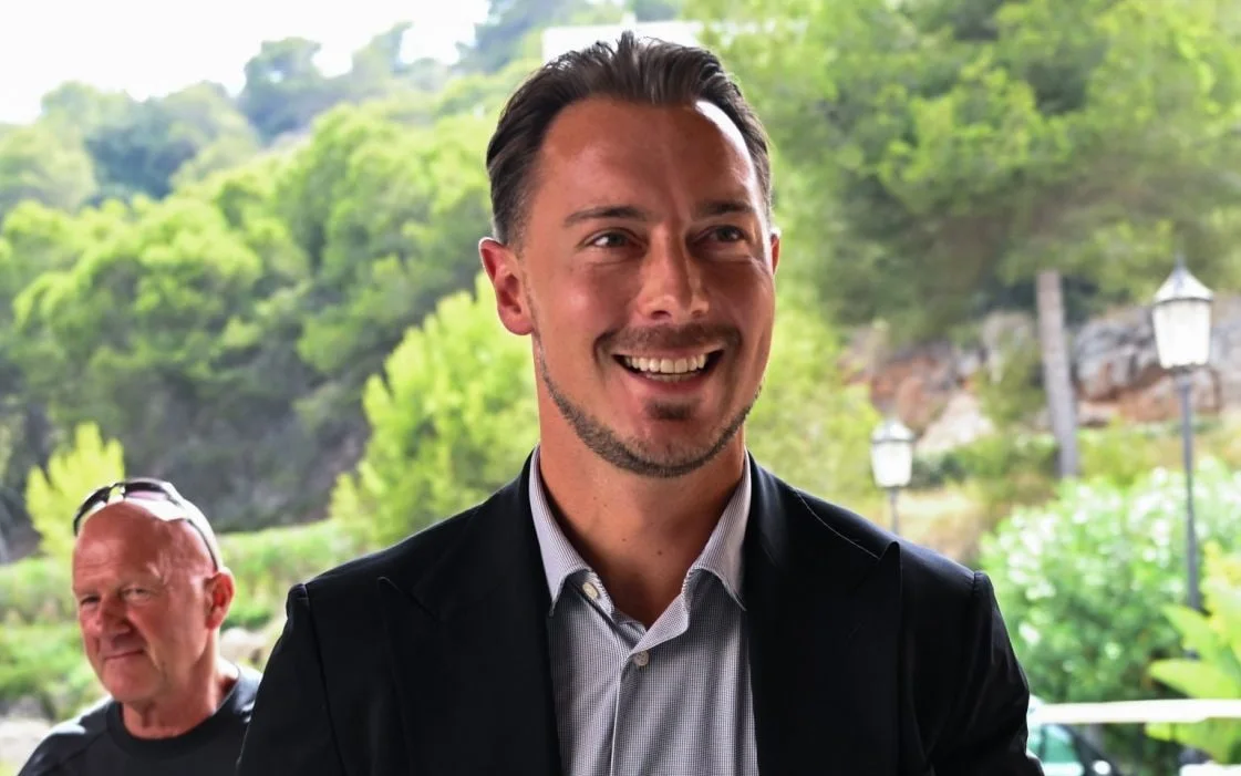 Matthias Jaissle melatih pemain Newcastle United dalam sesi pramusim di Spanyol